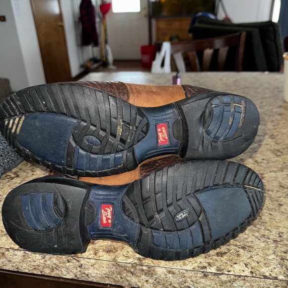 ARIAT TONY LAMA Cowboy Boots - Picture 7 of 10